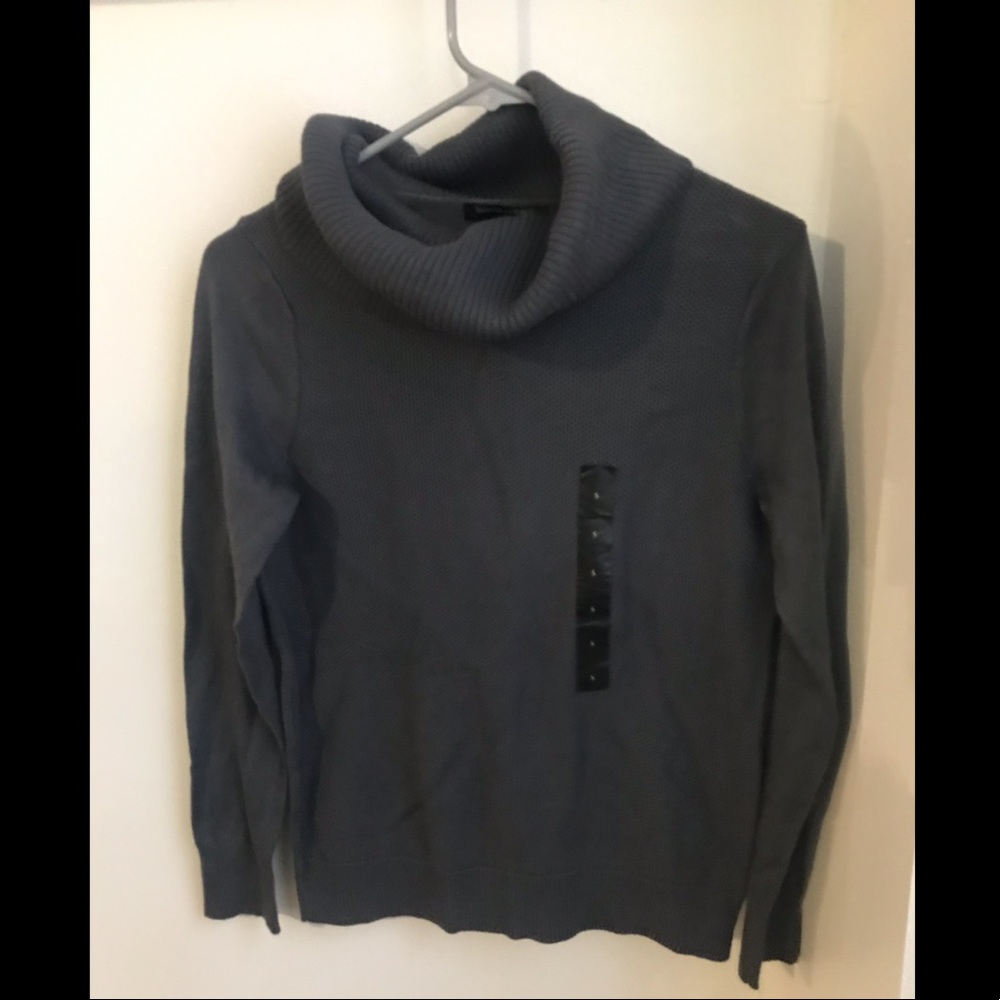 Charcoal grey turtleneck sweater in small